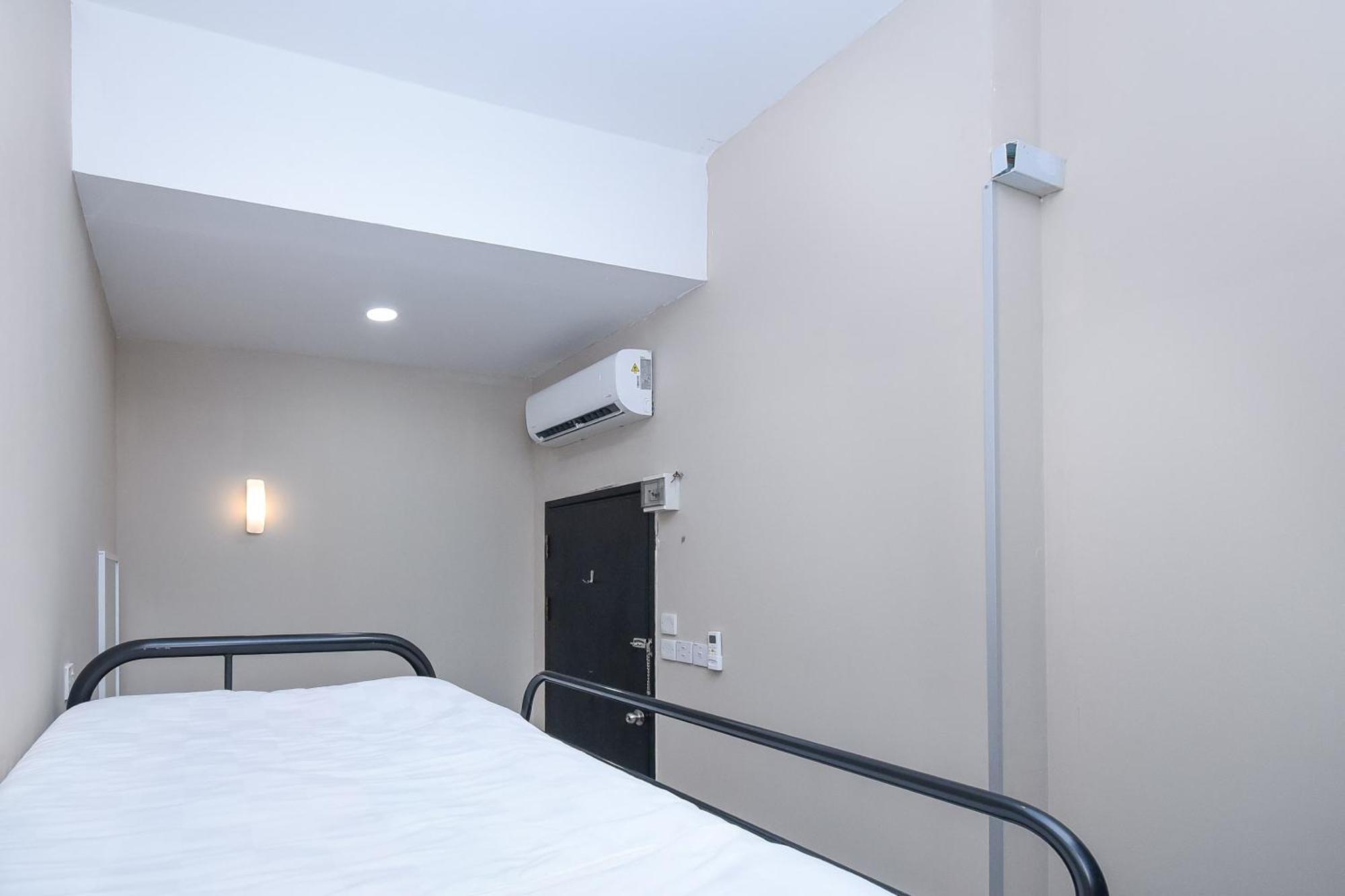 Spot On 89838 Lm Residence Miri Exterior foto